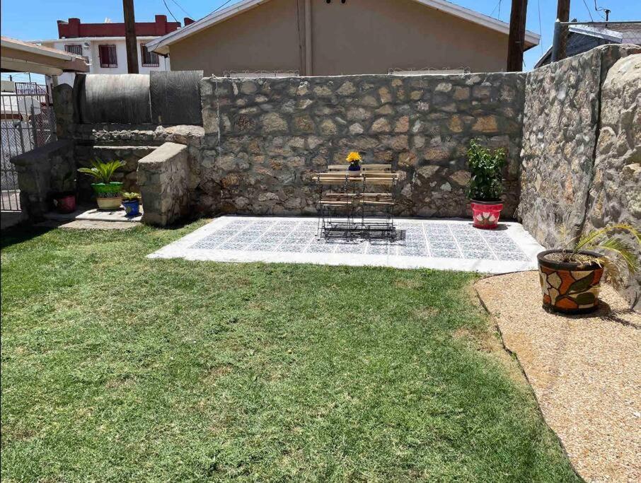 Comfortable Suite With Private Entrance & Private Bathroom El Paso Exterior photo